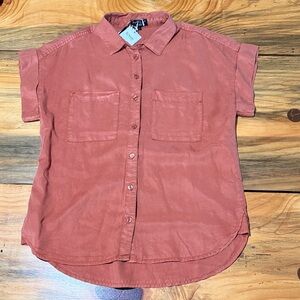Velvet Heart Women’s Washed Rust Button-Down Short Sleeve Shirt, NWT